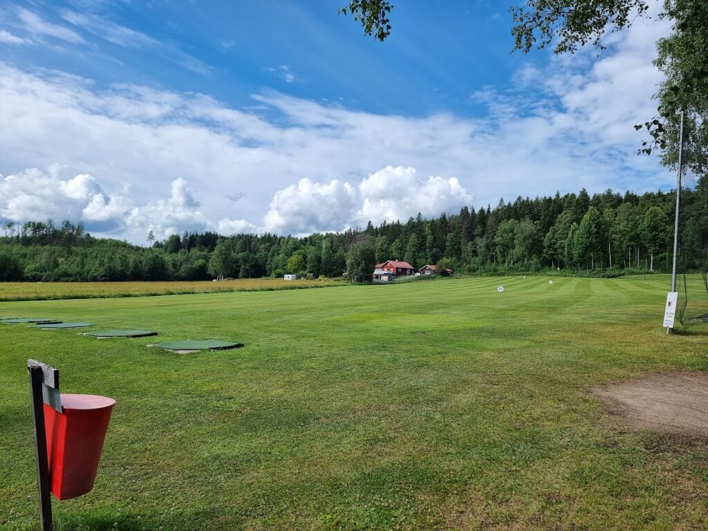 Driving rangen på Järvsöbadens Golfklubb