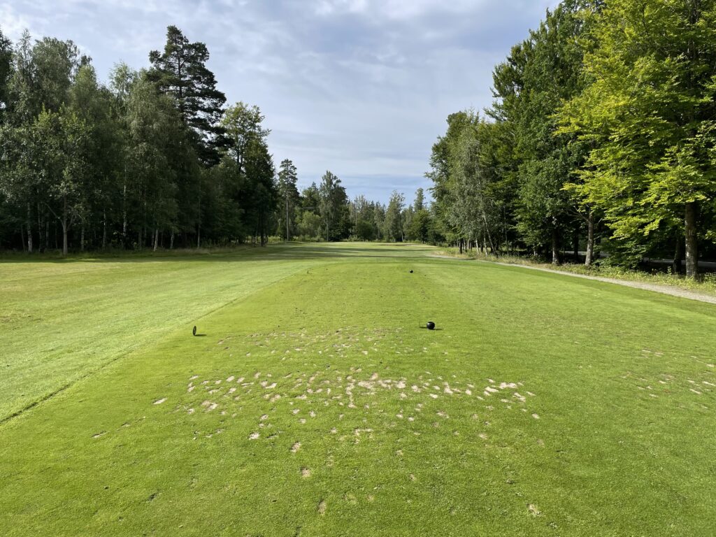 Hål / tee 4 på Glasriket