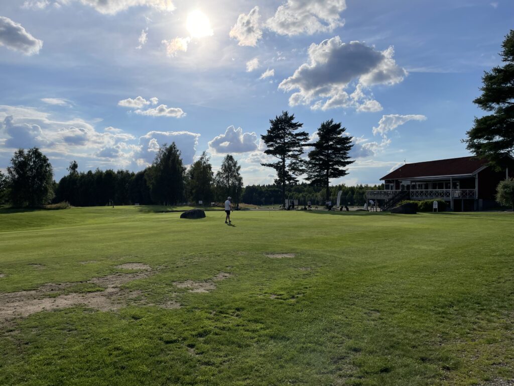 Klubbhus och Putting Green